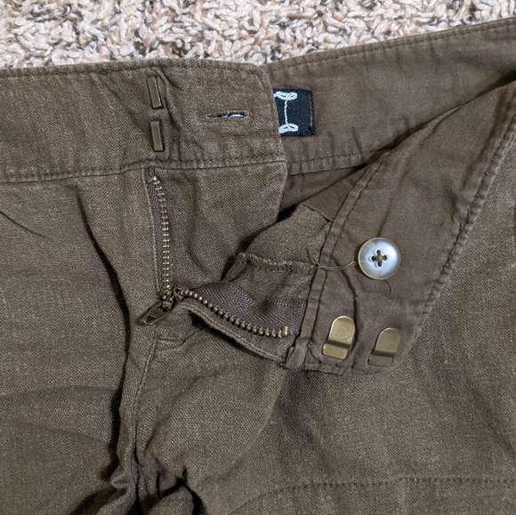 3/$15🍎Olive Green Shorts Size S - Picture 4 of 7